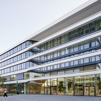 Aussenansicht Bürohaus Newton, München