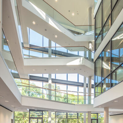 RaumGlas, Systemglas, BALARDO, Glasbrüstung, BioZentrum, Mainz